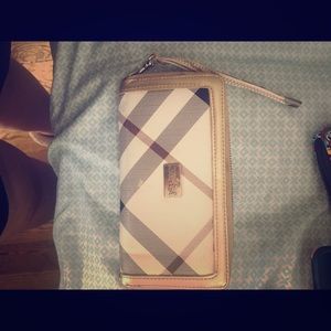 Burberry wallet